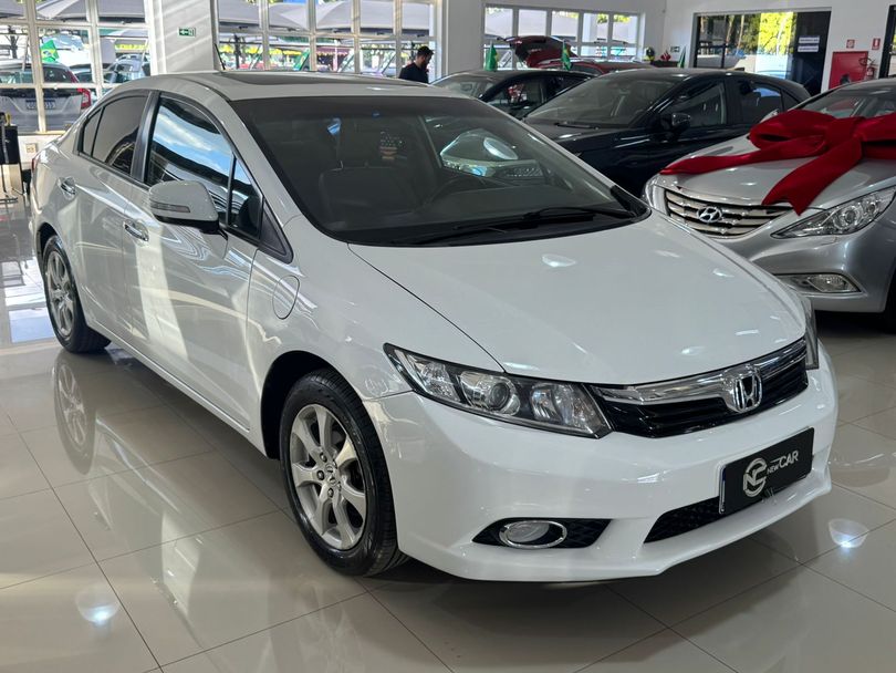 Honda Civic Sedan EXS 1.8/1.8 Flex 16V Aut. 4p