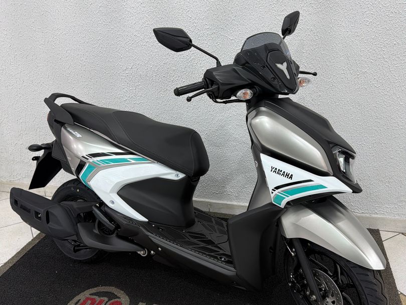 YAMAHA ZR 125 CONNECTED