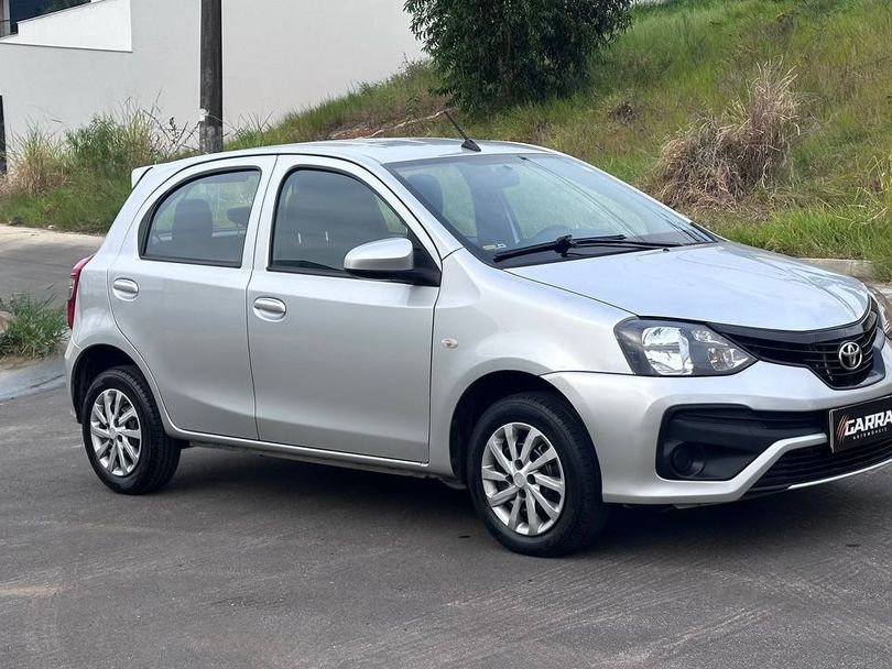 Toyota ETIOS X 1.3 Flex 16V 5p Mec.