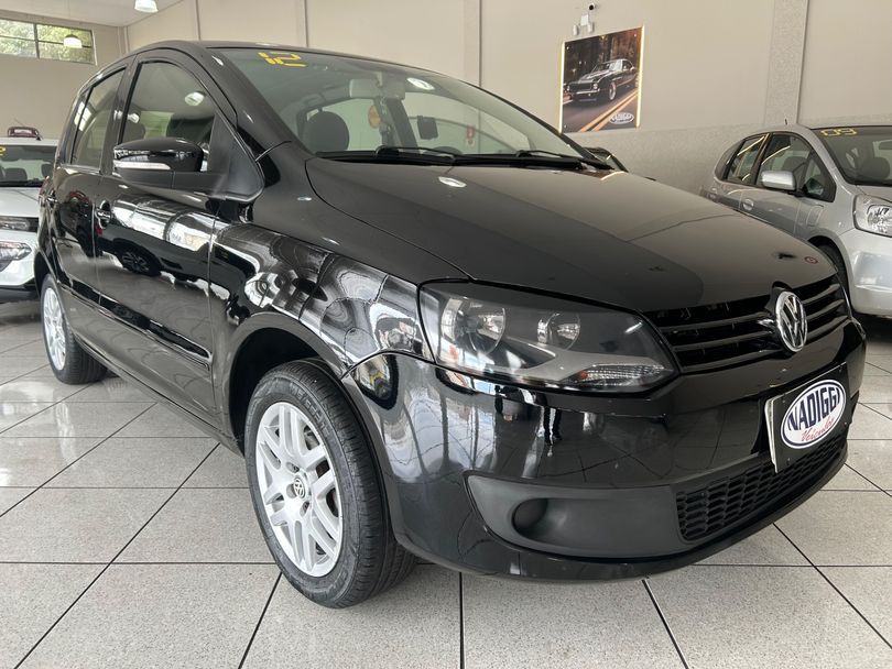 VolksWagen Fox 1.6 Mi Total Flex 8V 5p