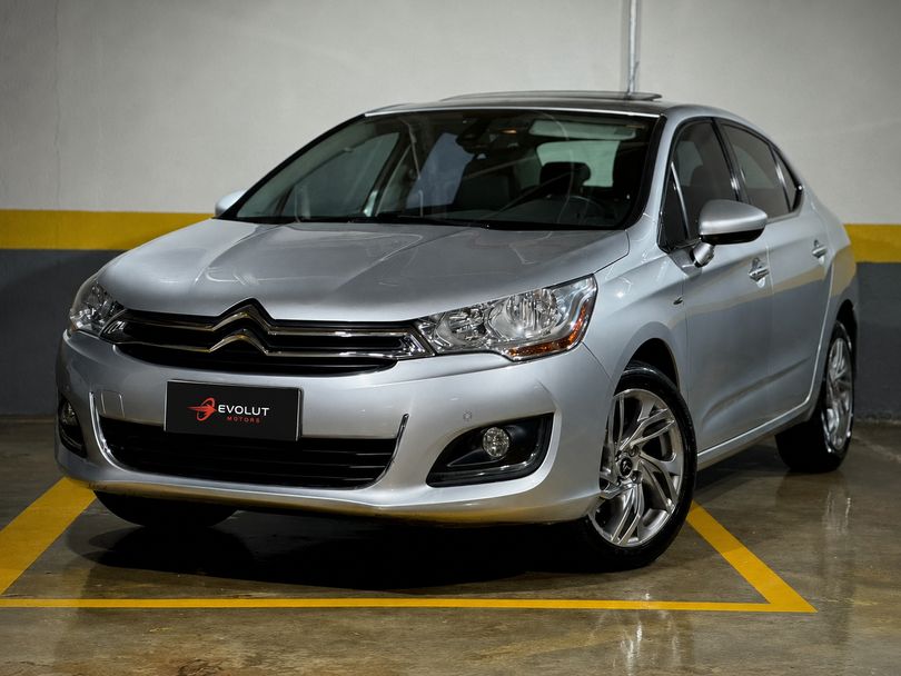 Citroën C4 LOUNGE Exclusive 1.6 Turbo 4p Aut.