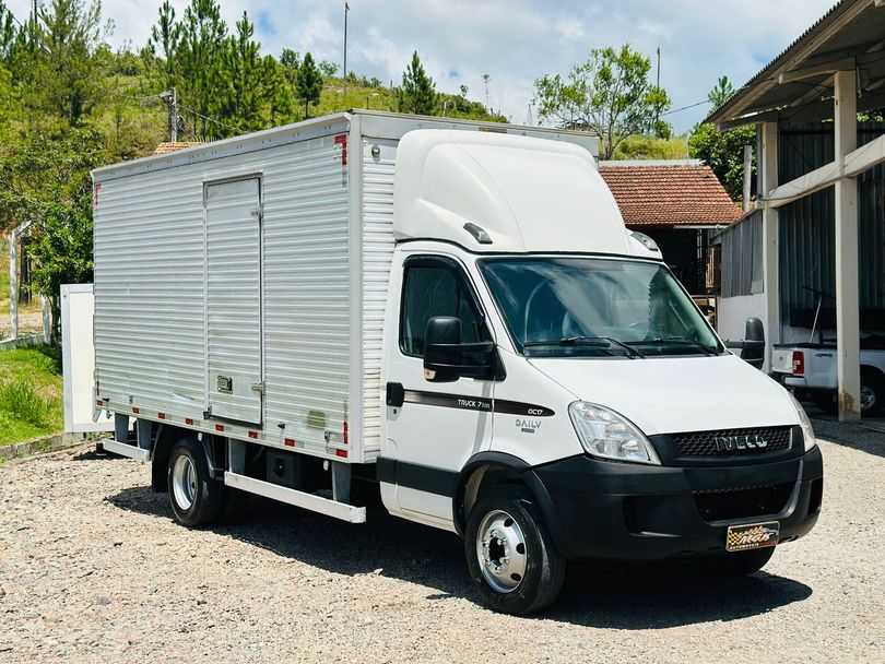 IVECO DAILY TRUCK CHAS. 70C17 2p (dies.)(E5)