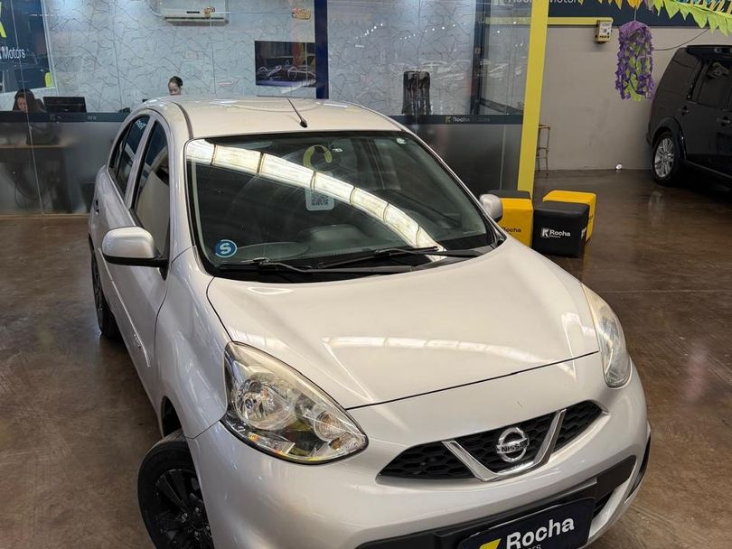 Nissan MARCH S 1.0 12V Flex 5p