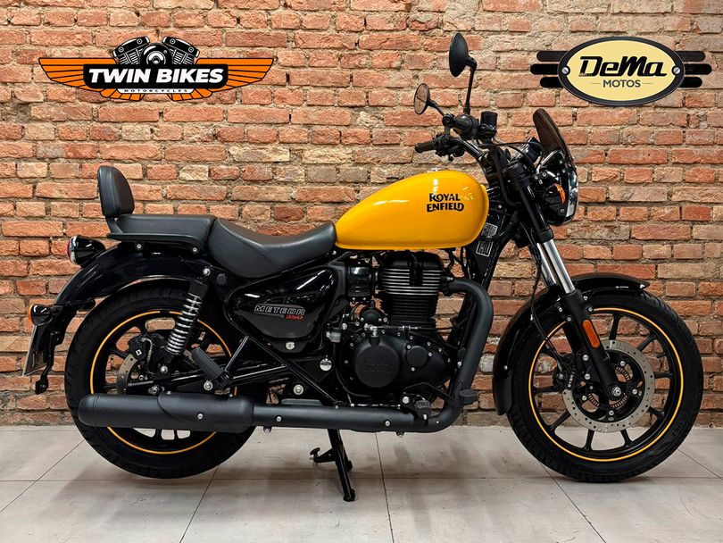 Royal Enfield Meteor 350 Fireball 
