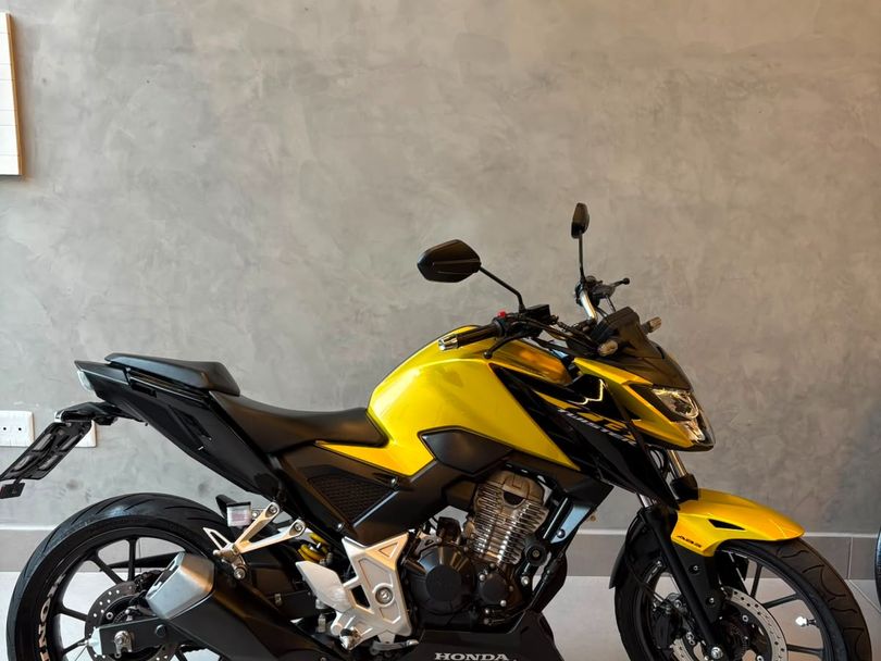HONDA CB 300F Twister Flex