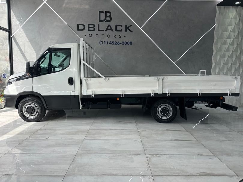 IVECO DAILY CHASSI 35-150 Curto 3.0 (Diesel)