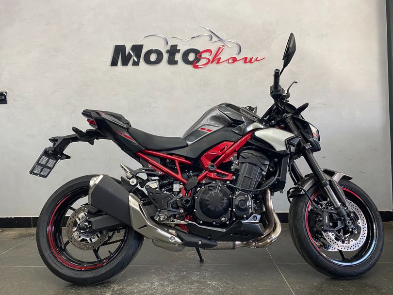 KAWASAKI Z 900