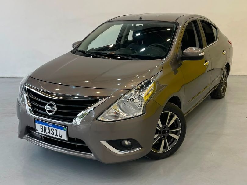 Nissan VERSA SL 1.6 16V FlexStart 4p Aut.