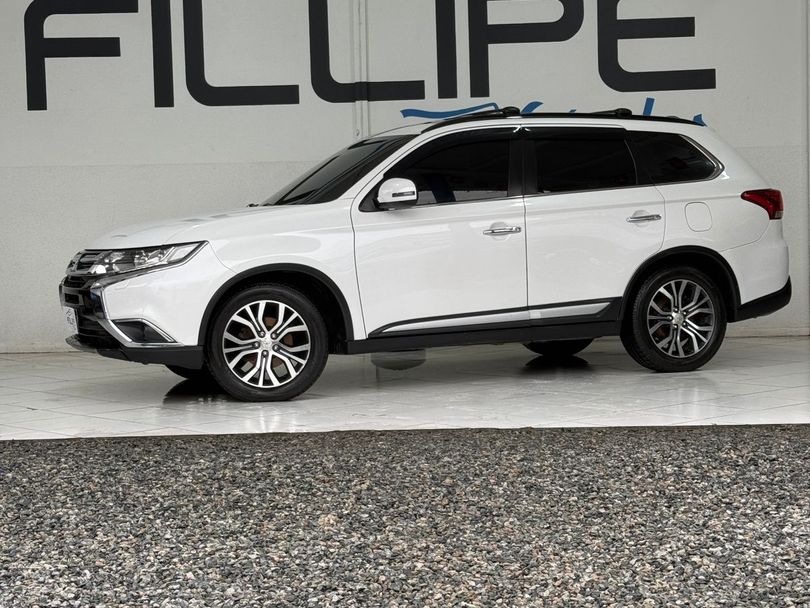 Mitsubishi OUTLANDER 2.2 165cv Diesel Aut.