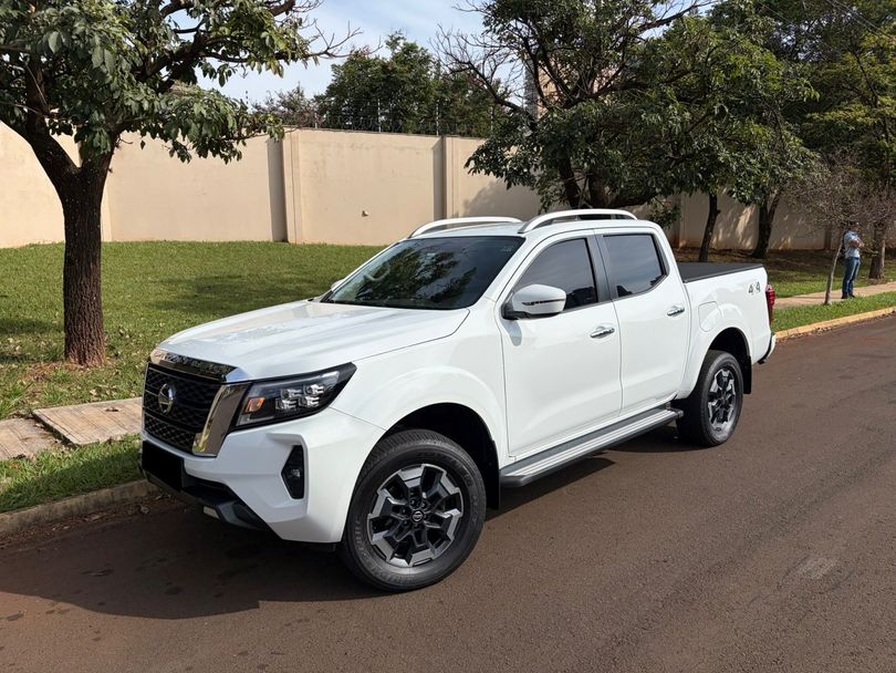 Nissan Frontier XE CD 4x4 2.3 Bi-TB Diesel Aut.