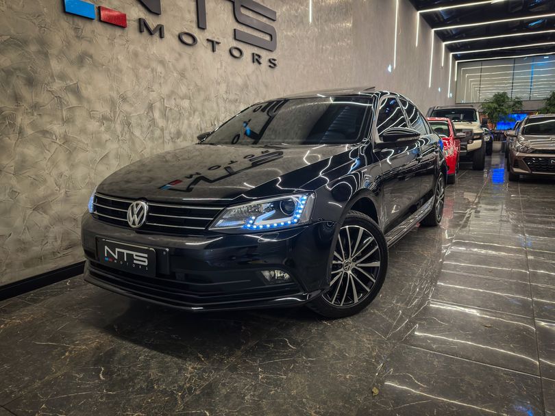 VolksWagen JETTA Highline 2.0 TSI 16V 4p Tiptronic