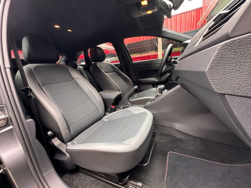 VolksWagen Nivus Highline 1.0 200 TSI Flex Aut.