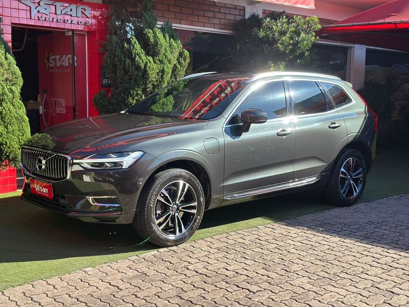 Volvo XC 60 T-8 MOMENTUM 2.0 (Híbrido)