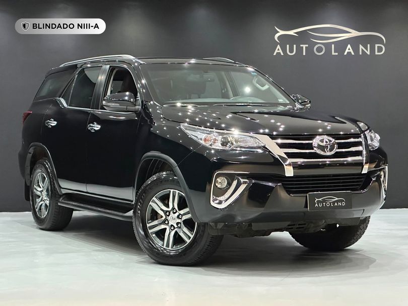 Toyota Hilux SW4 SRV 4x2 2.7 Flex 16V Aut.