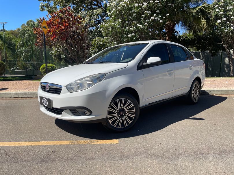 Fiat Grand Siena ESSENCE 1.6 Flex 16V