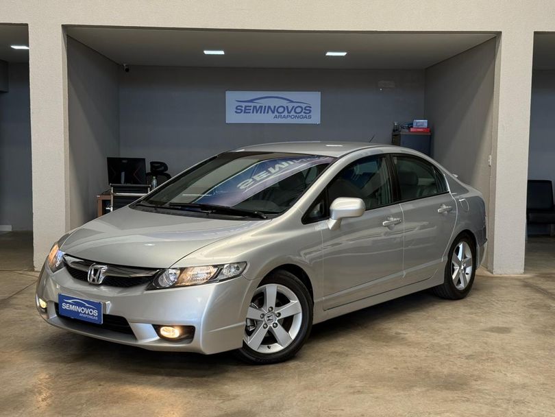 Honda Civic Sedan LXS 1.8/1.8 Flex 16V Aut. 4p