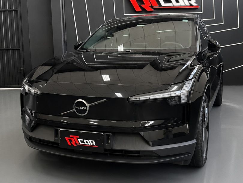 Volvo EX30 E60 Plus (Elétrico)