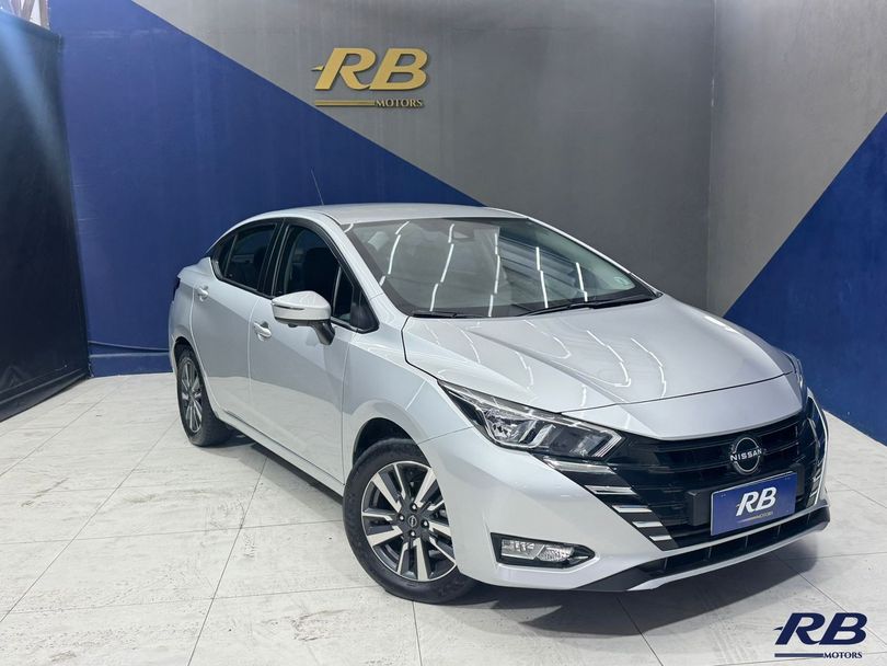 Nissan VERSA Advance 1.6 16V Flex Aut.