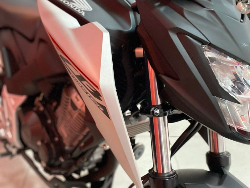 HONDA CB 300F Twister Flex