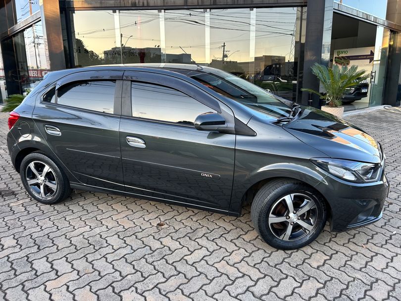 Chevrolet ONIX HATCH LTZ 1.4 8V FlexPower 5p Aut.