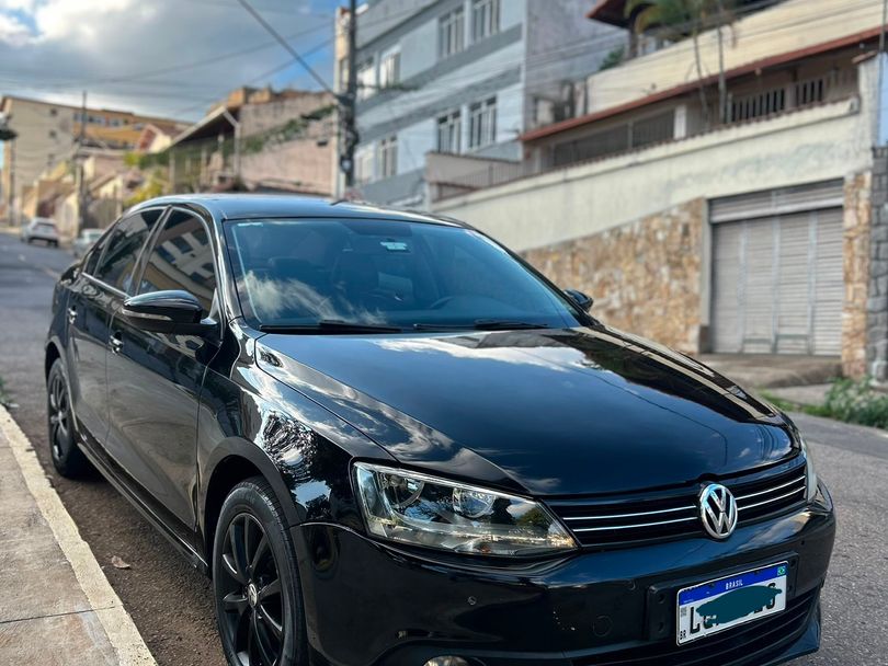 VolksWagen JETTA Comfortline 2.0 T.Flex 8V 4p Tipt.