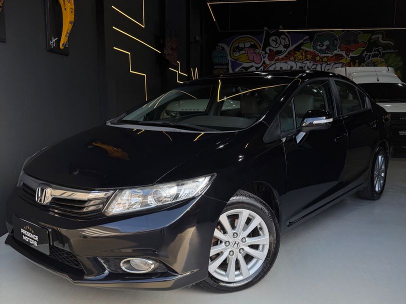 Honda Civic Sedan LXR 2.0 Flexone 16V Aut. 4p