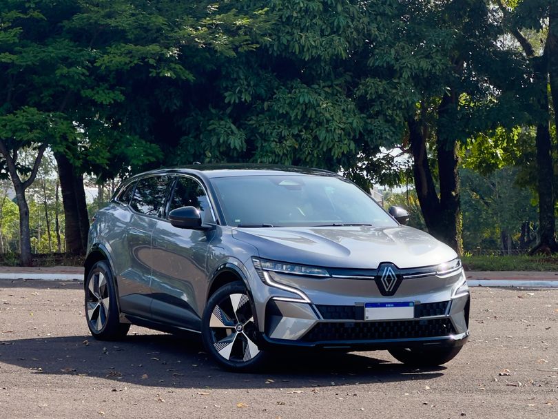 Renault Megane E-Tech (Elétrico)
