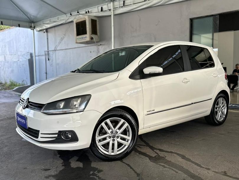 VolksWagen Fox Highline1.6 Flex 16V 5p