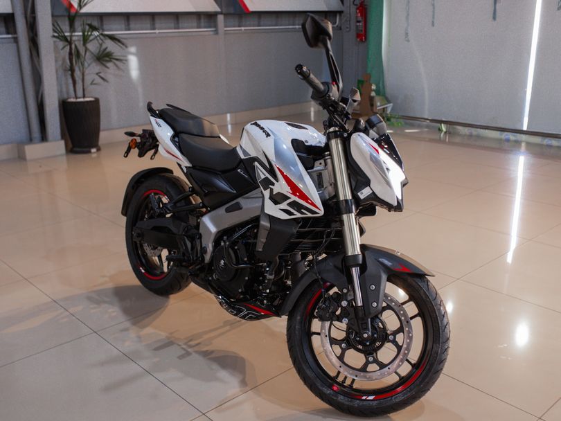 BAJAJ NS400Z