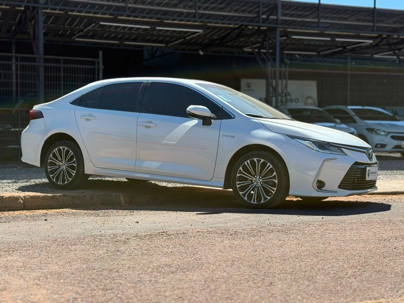 Toyota Corolla Altis 1.8 16V Aut. (Híbrido)