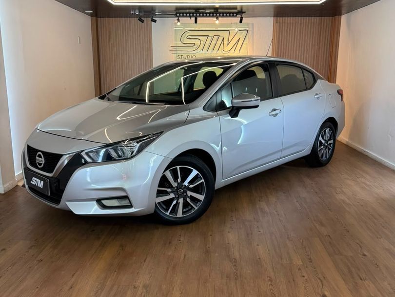 Nissan VERSA Advance 1.6 16V Flex Aut.