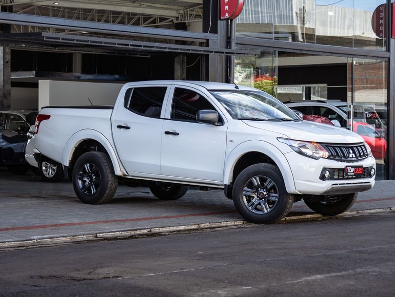 Mitsubishi L200 Triton Sport GLS 2.4 CD Diesel Aut.