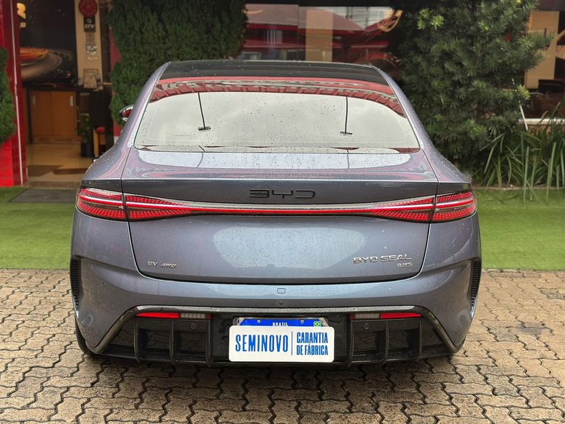 BYD Seal (Elétrico)