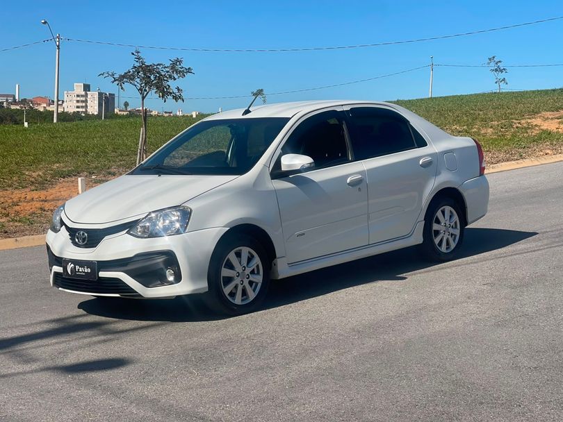 Toyota ETIOS XLS Sedan 1.5 Flex 16V 4p Aut.