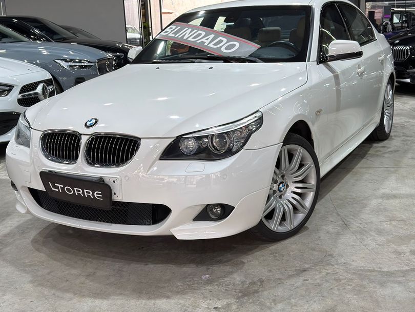 BMW 550iA 4.4 32V 407cv Bi-Turbo
