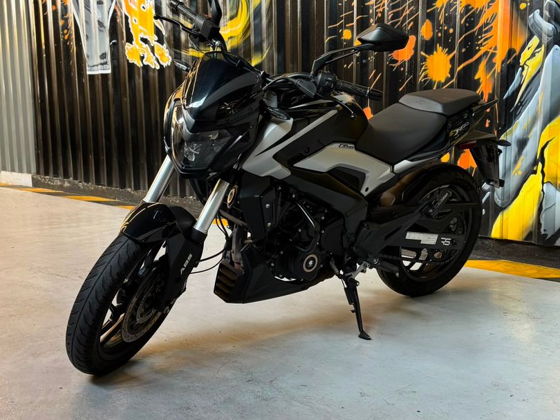 BAJAJ DOMINAR 250