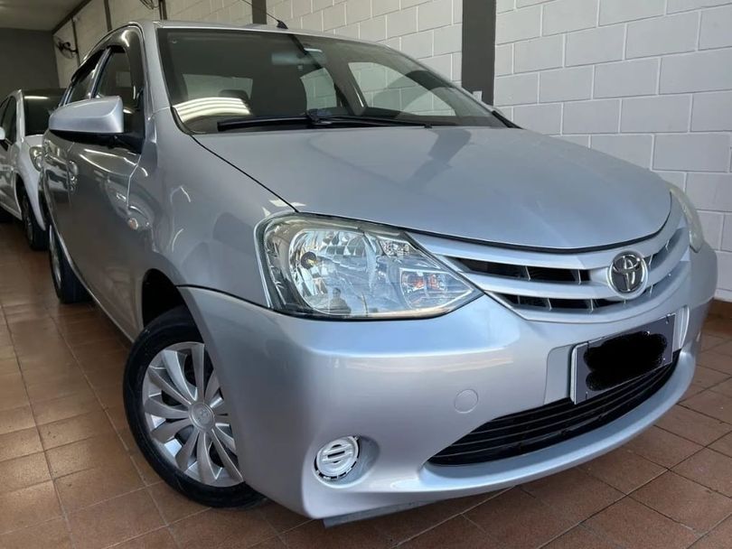 Toyota ETIOS XS Sedan1.5 Flex 16V 4p Mec.