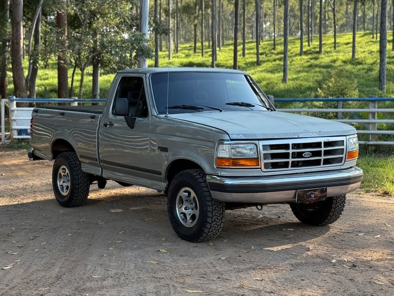 Ford F-1000 XLT Diesel Turbo