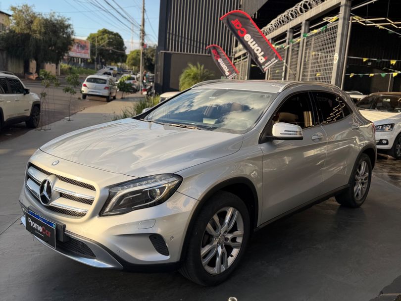 Mercedes GLA 200 Advance 1.6/1.6 TB 16V Flex Aut.