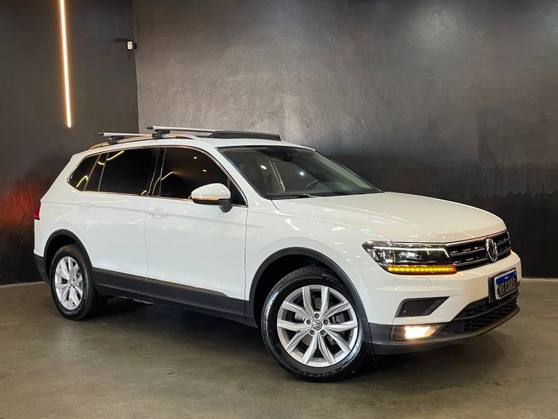 VolksWagen TIGUAN Allspac Comf 250 TSI 1.4 Flex