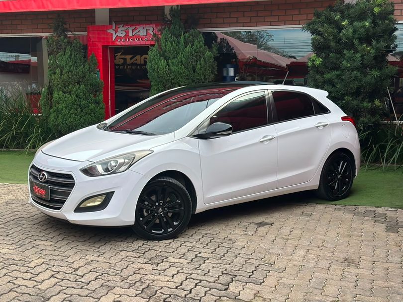Hyundai i30 1.8 16V Aut. 5p