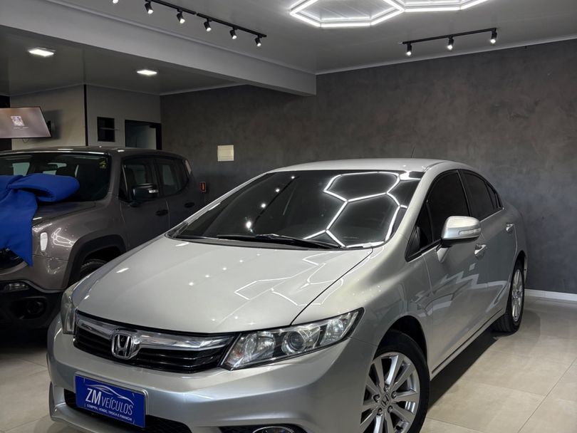 Honda Civic Sedan LXR 2.0 Flexone 16V Aut. 4p