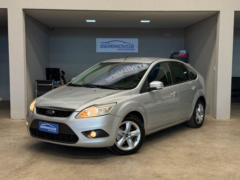 Ford Focus 1.6 S/SE/SE Plus Flex 8V/16V  5p