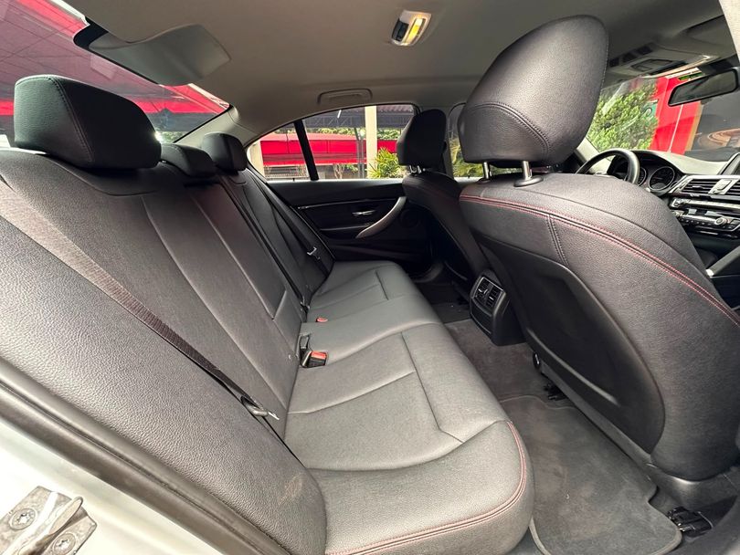 BMW 320iA Modern/Sport TB 2.0/A.Flex/GP 4p