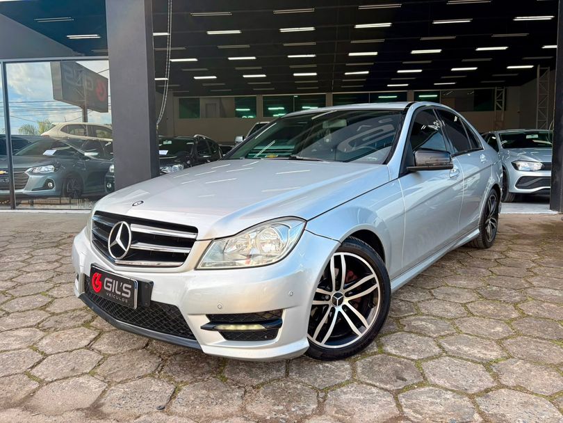 Mercedes C-180 CGI Sport 1.6 TB 16V 156cv Aut.