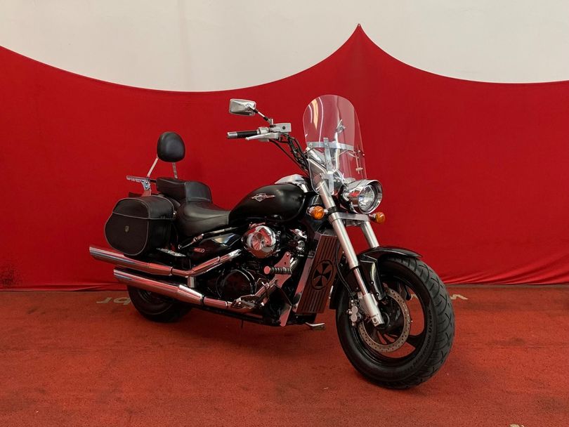 SUZUKI BOULEVARD M800