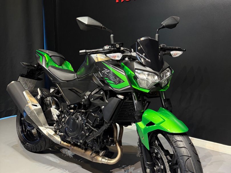 KAWASAKI Z 400