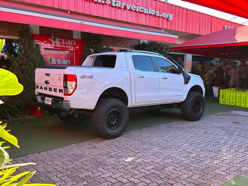 Ford Ranger Limited 3.2 4x4 CD Diesel Aut.