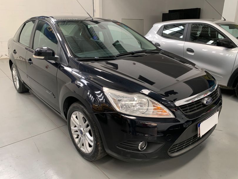Ford Focus Sedan 2.0 16V/2.0 16V Flex 4p