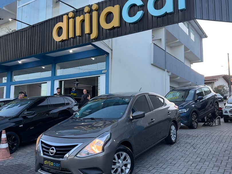 Nissan VERSA SL 1.6 16V Flex Fuel 4p Mec.